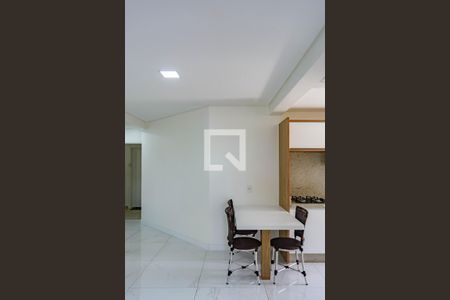 Apartamento para alugar com 86m², 2 quartos e 1 vaga Apartamento para alugar com 86m², 2 quartos e 1 vagaSala