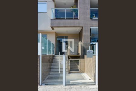 Apartamento para alugar com 86m², 2 quartos e 1 vaga Apartamento para alugar com 86m², 2 quartos e 1 vagaFachada