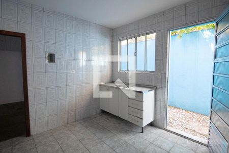 Casa à venda com 152m², 3 quartos e 2 vagasCozinha 2