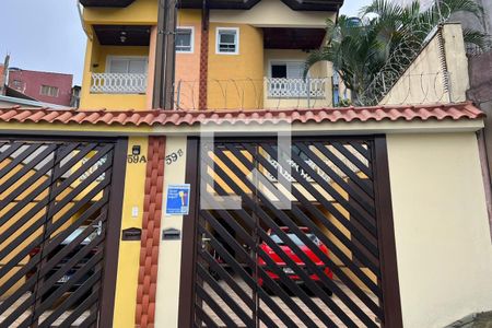 Casa à venda com 149m², 3 quartos e 3 vagasFachada