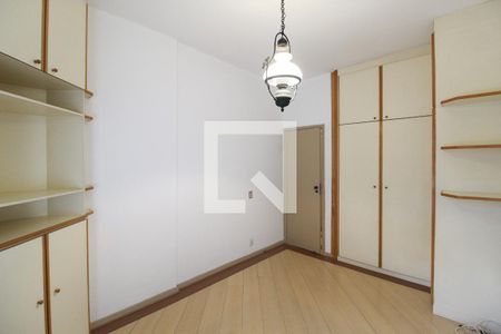 Apartamento para alugar com 99m², 3 quartos e sem vaga Apartamento para alugar com 99m², 3 quartos e sem vagaQuarto 2