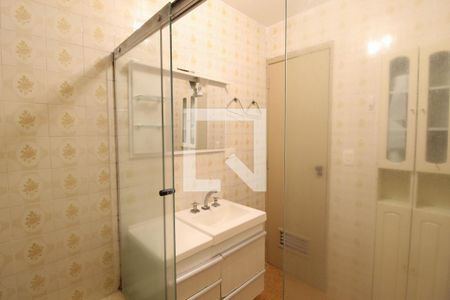 Apartamento para alugar com 99m², 3 quartos e sem vaga Apartamento para alugar com 99m², 3 quartos e sem vagaBanheiro social