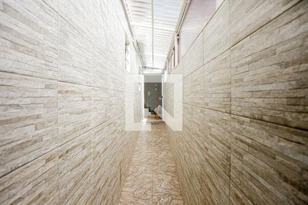 Casa à venda com 216m², 2 quartos e 2 vagasCorredor lateral