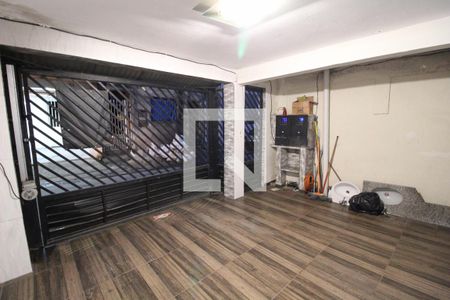 Casa à venda com 75m², 4 quartos e 1 vagaGaragem