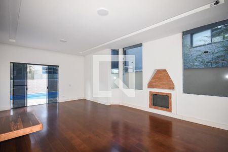 Sala de casa de condomínio à venda com 4 quartos, 300m² em Retiro Morumbi, São Paulo