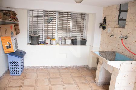 Casa à venda com 406m², 6 quartos e 3 vagasLavanderia