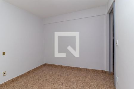 Quarto 1 de apartamento para alugar com 2 quartos, 48m² em Itaquera, São Paulo