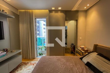 Apartamento à venda com 200m², 4 quartos e 3 vagasSuíte 1
