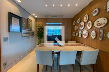 Apartamento à venda com 200m², 4 quartos e 3 vagasCozinha