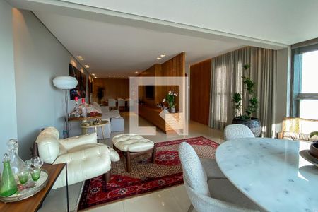Sala de apartamento à venda com 4 quartos, 200m² em Belvedere, Belo Horizonte