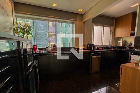 Apartamento à venda com 200m², 4 quartos e 3 vagasCozinha