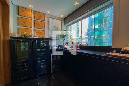 Apartamento à venda com 200m², 4 quartos e 3 vagasCozinha
