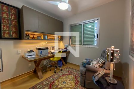 Apartamento à venda com 200m², 4 quartos e 3 vagasSemi-suíte 2