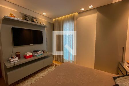 Apartamento à venda com 200m², 4 quartos e 3 vagasSuíte 1