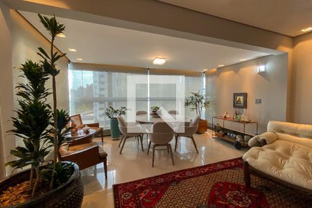 Sala de apartamento à venda com 4 quartos, 200m² em Belvedere, Belo Horizonte