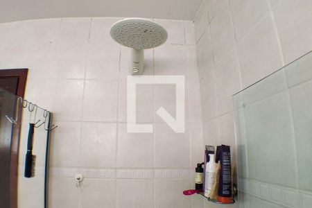 Casa de condomínio à venda com 180m², 4 quartos e 2 vagas Casa de condomínio à venda com 180m², 4 quartos e 2 vagasBanheiro Social 1