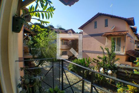 Casa de condomínio à venda com 180m², 4 quartos e 2 vagas Casa de condomínio à venda com 180m², 4 quartos e 2 vagasvaranda do Quarto 2