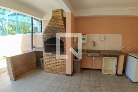 Casa de condomínio à venda com 180m², 4 quartos e 2 vagas Casa de condomínio à venda com 180m², 4 quartos e 2 vagasÁrea comum - Churrasqueira