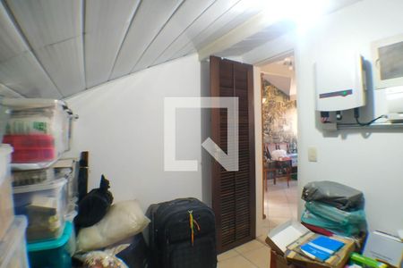 Casa de condomínio à venda com 180m², 4 quartos e 2 vagas Casa de condomínio à venda com 180m², 4 quartos e 2 vagasEscritório