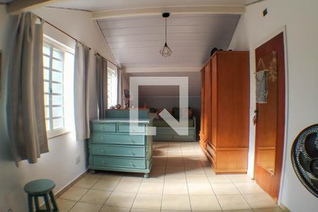 Casa de condomínio à venda com 180m², 4 quartos e 2 vagas Casa de condomínio à venda com 180m², 4 quartos e 2 vagasQuarto 3