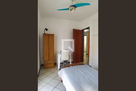 Casa de condomínio à venda com 180m², 4 quartos e 2 vagas Casa de condomínio à venda com 180m², 4 quartos e 2 vagasQuarto 2