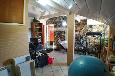 Casa de condomínio à venda com 180m², 4 quartos e 2 vagas Casa de condomínio à venda com 180m², 4 quartos e 2 vagasatelie