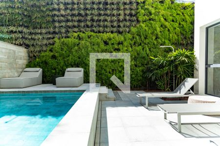 Studio à venda com 23m², 1 quarto e sem vagaÁrea comum - Piscina