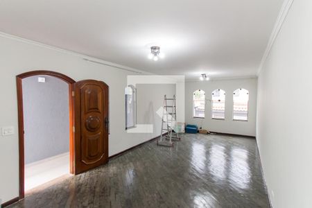 Casa à venda com 3 quartos, 211m² em Horto Florestal, São Paulo