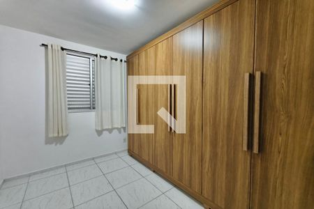 Quarto 2 de apartamento para alugar com 2 quartos, 45m² em Jardim Nova Europa, Campinas