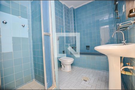 Apartamento para alugar com 140m², 3 quartos e sem vaga Apartamento para alugar com 140m², 3 quartos e sem vagaBanheiro 2