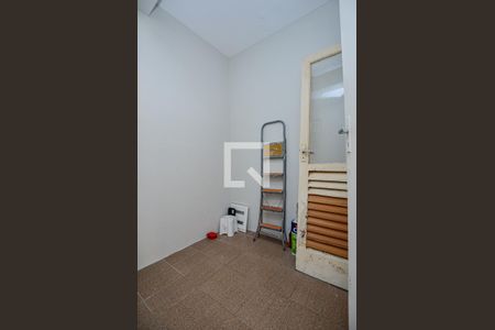 Apartamento para alugar com 140m², 3 quartos e sem vaga Apartamento para alugar com 140m², 3 quartos e sem vagaÁrea de Serviço