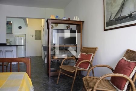 Sala de apartamento para alugar com 1 quarto, 55m² em Jardim Três Marias, Guarujá