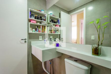 Apartamento à venda com 51m², 2 quartos e 1 vaga Apartamento à venda com 51m², 2 quartos e 1 vagaBanheiro