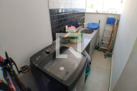 Apartamento à venda com 140m², 2 quartos e 1 vagaÁrea de Serviço