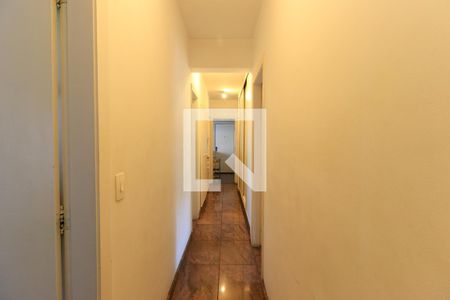 Apartamento à venda com 120m², 3 quartos e 2 vagas Apartamento à venda com 120m², 3 quartos e 2 vagasCorredor