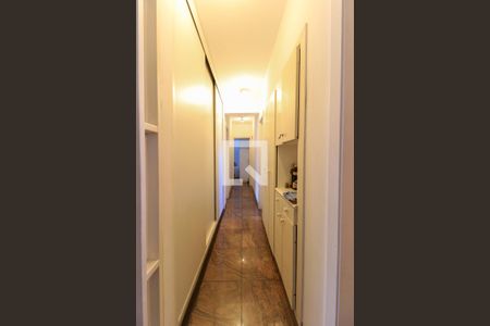 Apartamento à venda com 120m², 3 quartos e 2 vagas Apartamento à venda com 120m², 3 quartos e 2 vagasCorredor