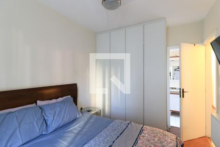 Apartamento à venda com 120m², 3 quartos e 2 vagas Apartamento à venda com 120m², 3 quartos e 2 vagasSuíte