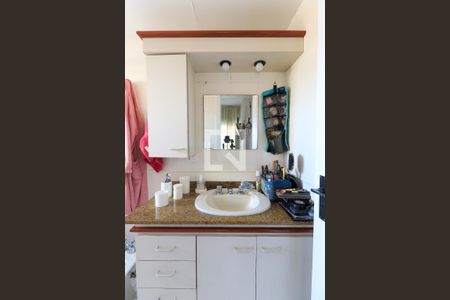 Apartamento à venda com 120m², 3 quartos e 2 vagas Apartamento à venda com 120m², 3 quartos e 2 vagasBanheiro da Suíte