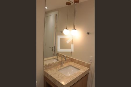 Apartamento para alugar com 66m², 2 quartos e 1 vagaBanheiro 