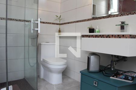 Casa à venda com 200m², 3 quartos e 3 vagasBanheiro da Suíte 1