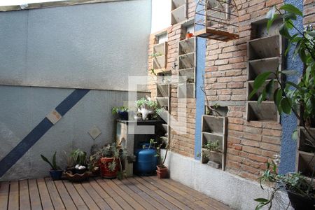 Casa à venda com 200m², 3 quartos e 3 vagasÁrea de Serviço