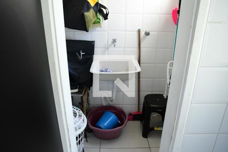 Apartamento para alugar com 67m², 2 quartos e 1 vagaÁrea de Serviço