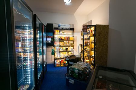 Apartamento à venda com 53m², 2 quartos e 2 vagas Apartamento à venda com 53m², 2 quartos e 2 vagasmercado