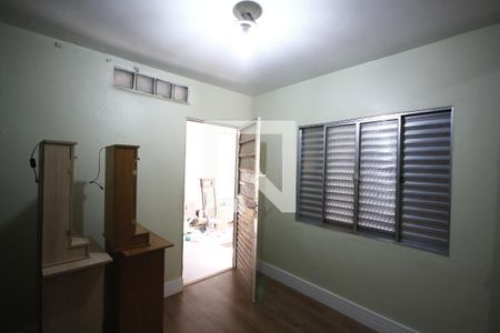 Casa à venda com 200m², 4 quartos e 2 vagasQuarto 4