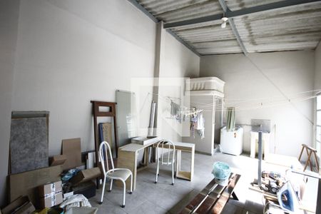 Casa à venda com 200m², 4 quartos e 2 vagasÁrea de Serviço