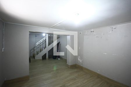 Casa à venda com 200m², 4 quartos e 2 vagasPorão