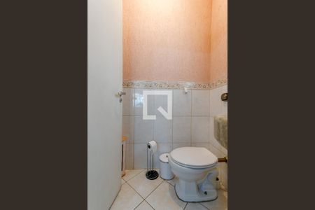 Casa à venda com 250m², 3 quartos e 4 vagasLavabo