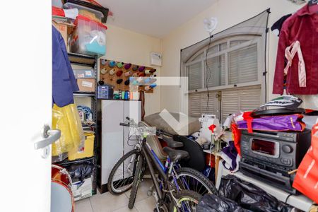 Casa à venda com 250m², 3 quartos e 4 vagasQuarto de Serviço