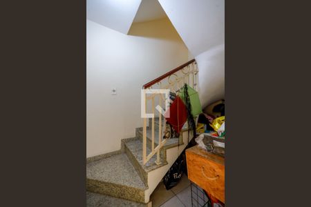 Casa à venda com 250m², 3 quartos e 4 vagasEscada Interna