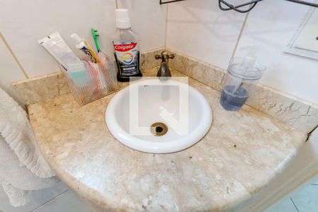 Casa à venda com 250m², 3 quartos e 4 vagasLavabo